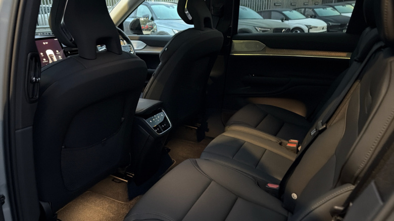 Volvo EX90 380kW Twin Motor Performance Ultra 111kWh 5dr Auto Electric Estate